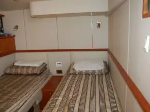 19 - Guest Twin Cabin