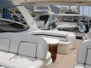 8 - Cockpit