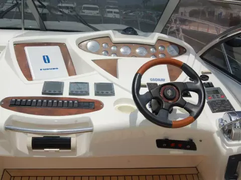 7 - Helm