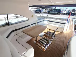 7 - Cockpit