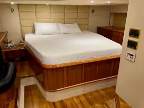 20 - Master Cabin