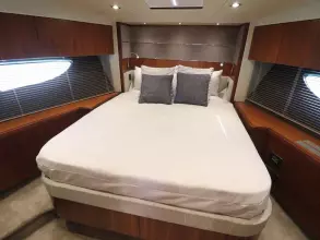 17 - VIP Cabin
