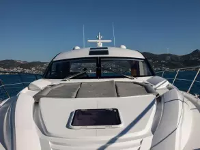 12 - Fore Deck