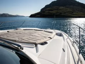 10 - Fore Deck