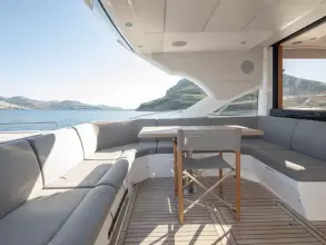 16 - Aft Cockpit
