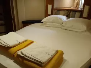 9 - Master Cabin