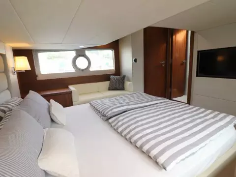 19 - Master Cabin
