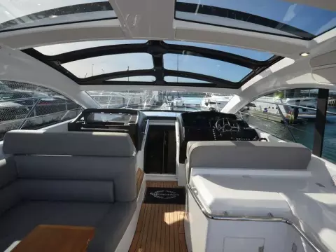 5 - Cockpit