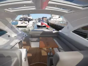 9 - Cockpit