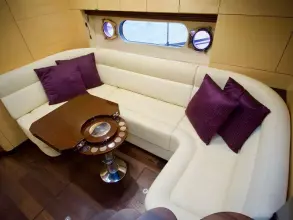 17 - Lower Deck