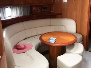 16 - Breakfast Saloon