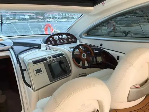 10 - Helm Station