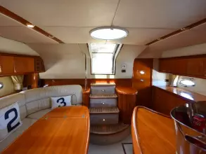 14 - Saloon