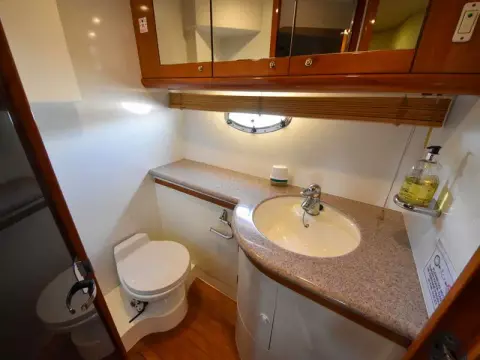 23 - Guest Cabin En-Suite