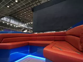 12 - Foredeck