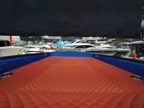 10 - Foredeck
