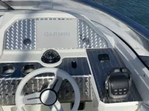 8 - Helm
