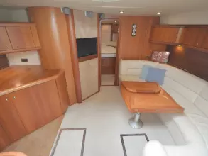 12 - Saloon