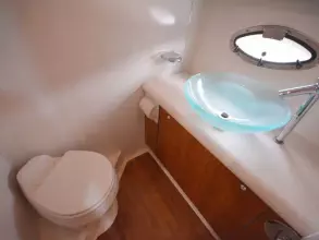 19 - Twin Guest Cabin En Suite