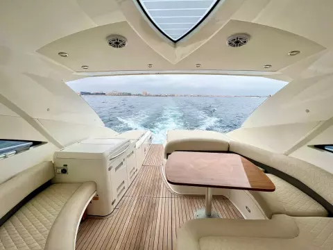 Fairline Targa 52