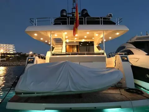 3 - Exterior