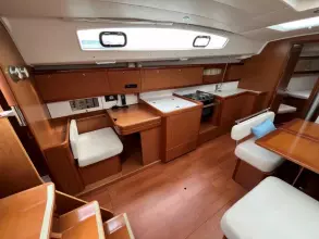 17 Beneteau Oceanis 43 Marina Estrella