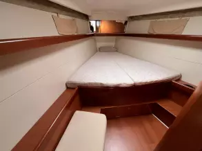 20 Beneteau Oceanis 43 Marina Estrella