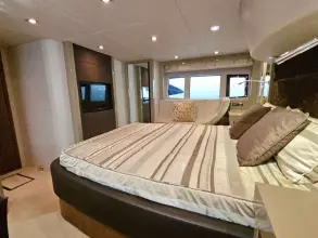 23 - Master Cabin