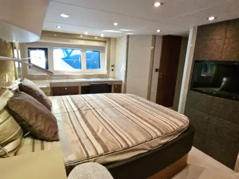 24 - Master Cabin