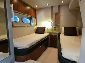 27 - Twin Cabin