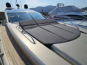 6 - Foredeck