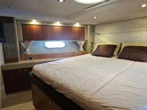26 - VIP Cabin