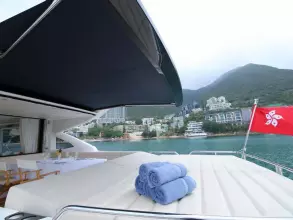 5 - Aft Cockpit