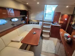 11- Saloon