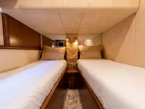 24 - Guest Twin Cabin