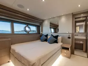 29 - Double Cabin