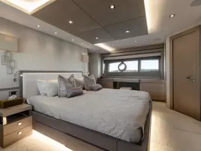 26 - Double Cabin