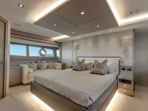 25 - Double Cabin
