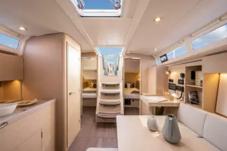 Beneteau OCEANIS 37.1