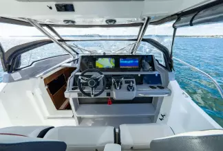 Helm Electronics