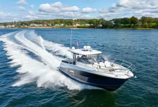 Starboard Bow Running