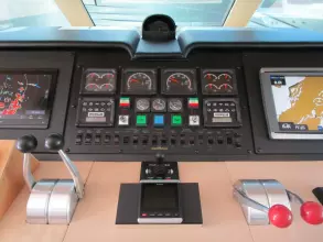 Helm Detail 