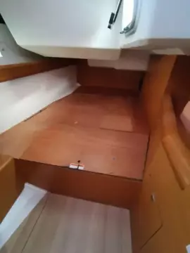 Interior cabin space of a 2017 Jeanneau Sun Odyssey 469 sailboat.