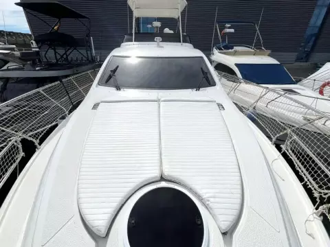9 - Foredeck
