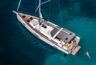 BENETEAU OCEANIS YACHT 54