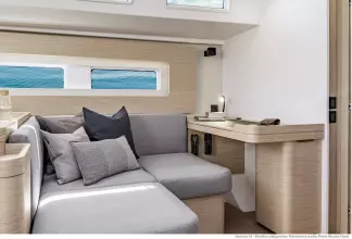 BENETEAU OCEANIS YACHT 54