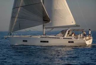 BENETEAU OCEANIS YACHT 54
