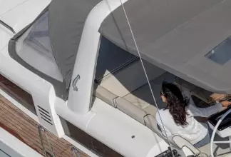 BENETEAU OCEANIS YACHT 54