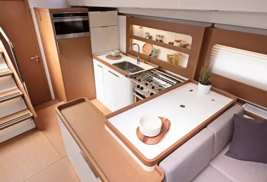 BENETEAU FIRST 53