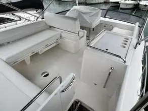 RIVIERA 39 SPORTS MOTOR YACHT FLYBRIDGE